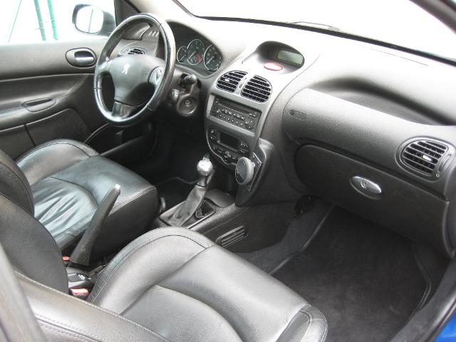 peugeot_2thy0.jpg